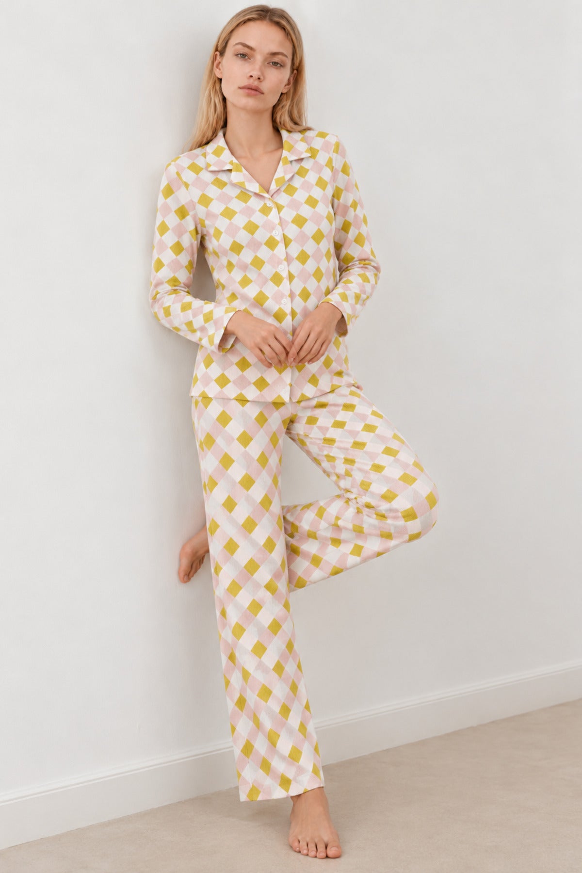 Kadın Desenli Gömlek Yaka Sarı Pijama Takımı 4860