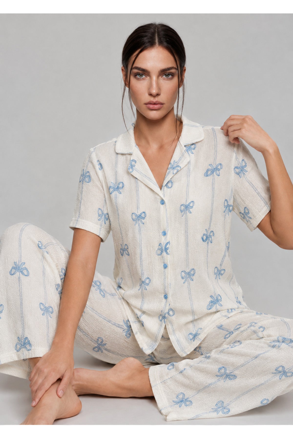 Kadın Kısa Kol Fiyonk Desenli Mavi Pijama Takımı 4771