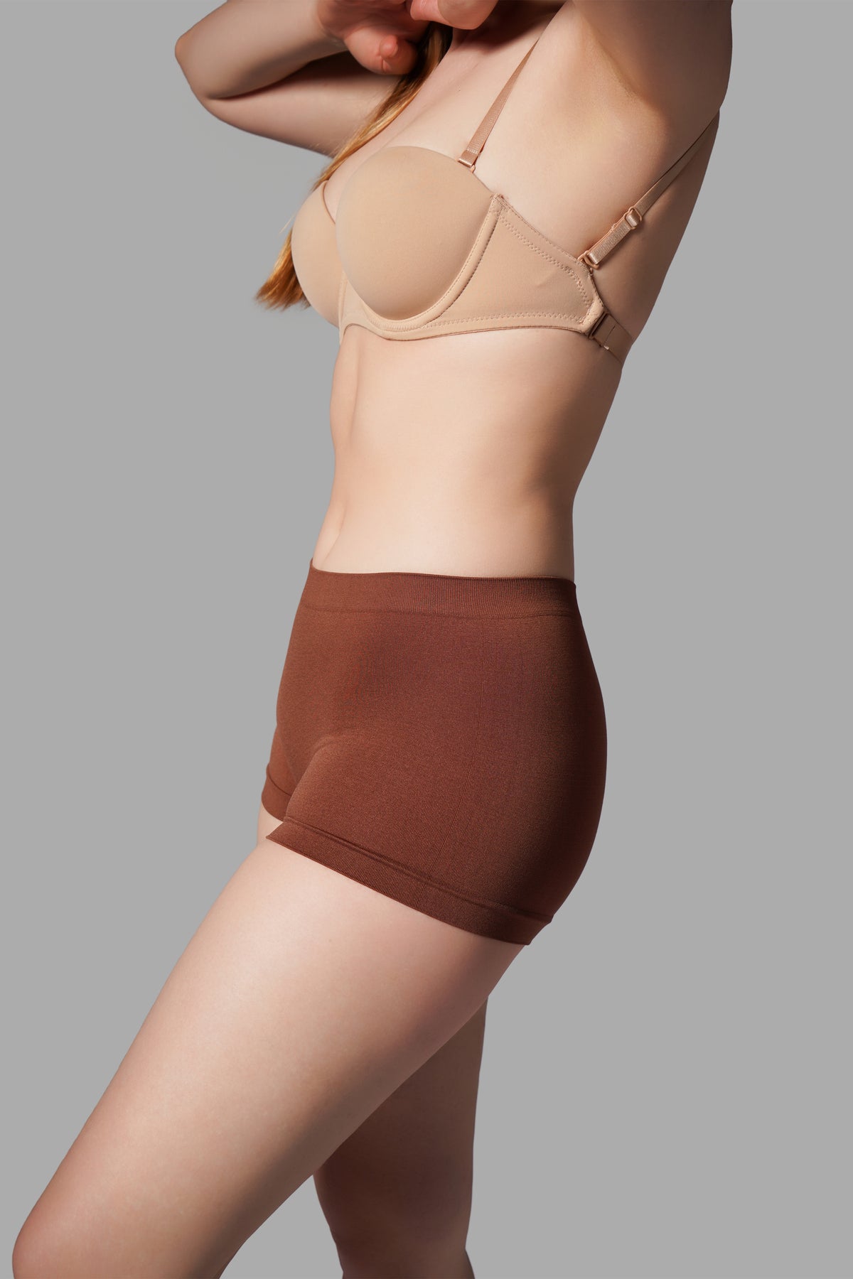 KADIN BOXER Toparlayıcı İz Yapmayan Seamless Örme BOXER 2001 Kahverengi