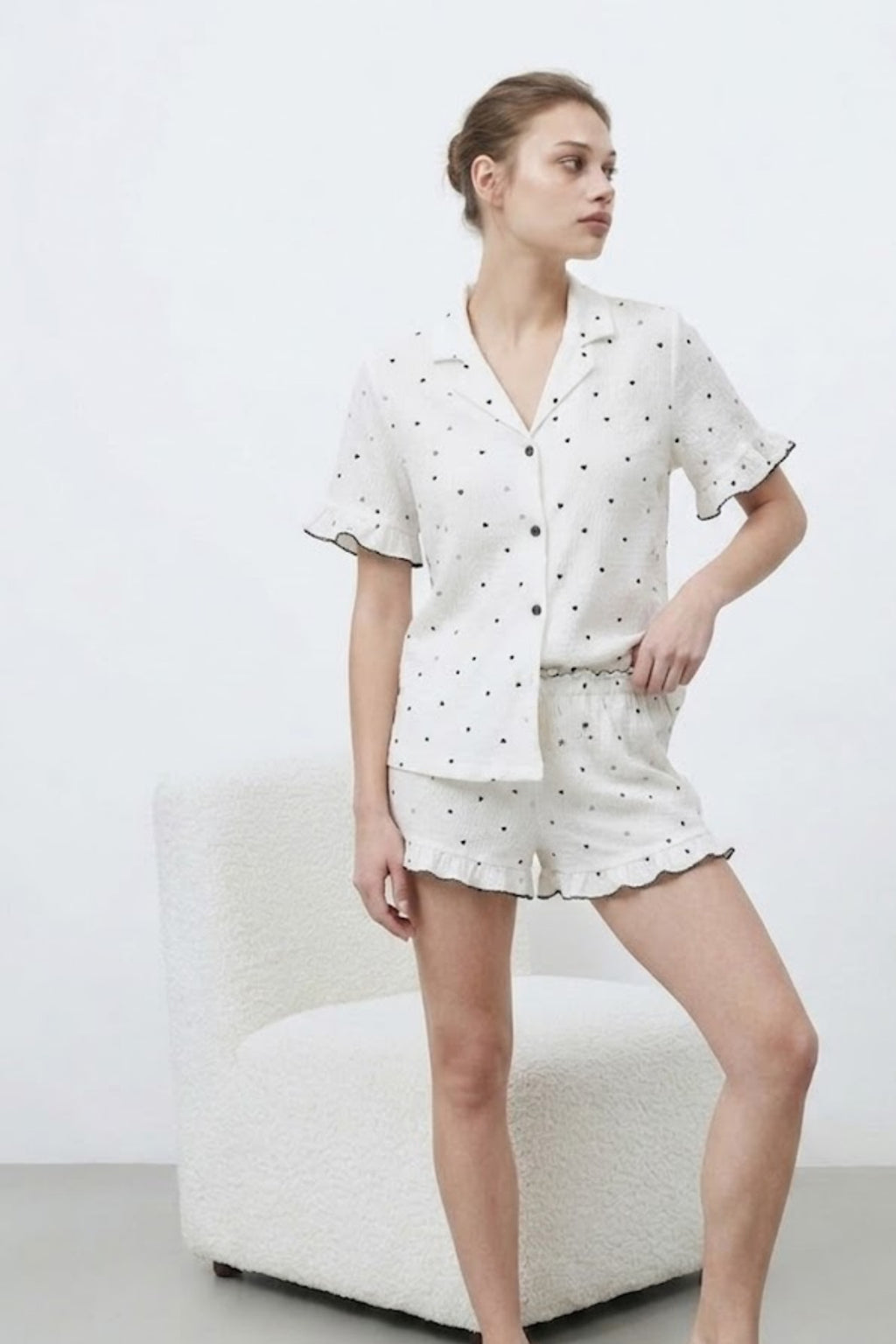 Kadın Premium Fırfırlı Beyaz Pijama Takımı