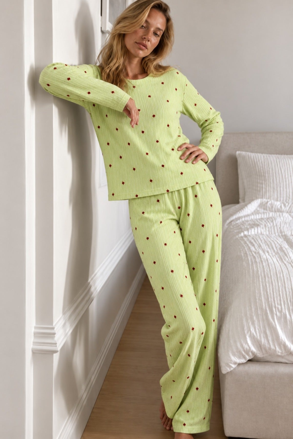 Kadın Şık Uzun Kollu Yeşil Pijama Takımı