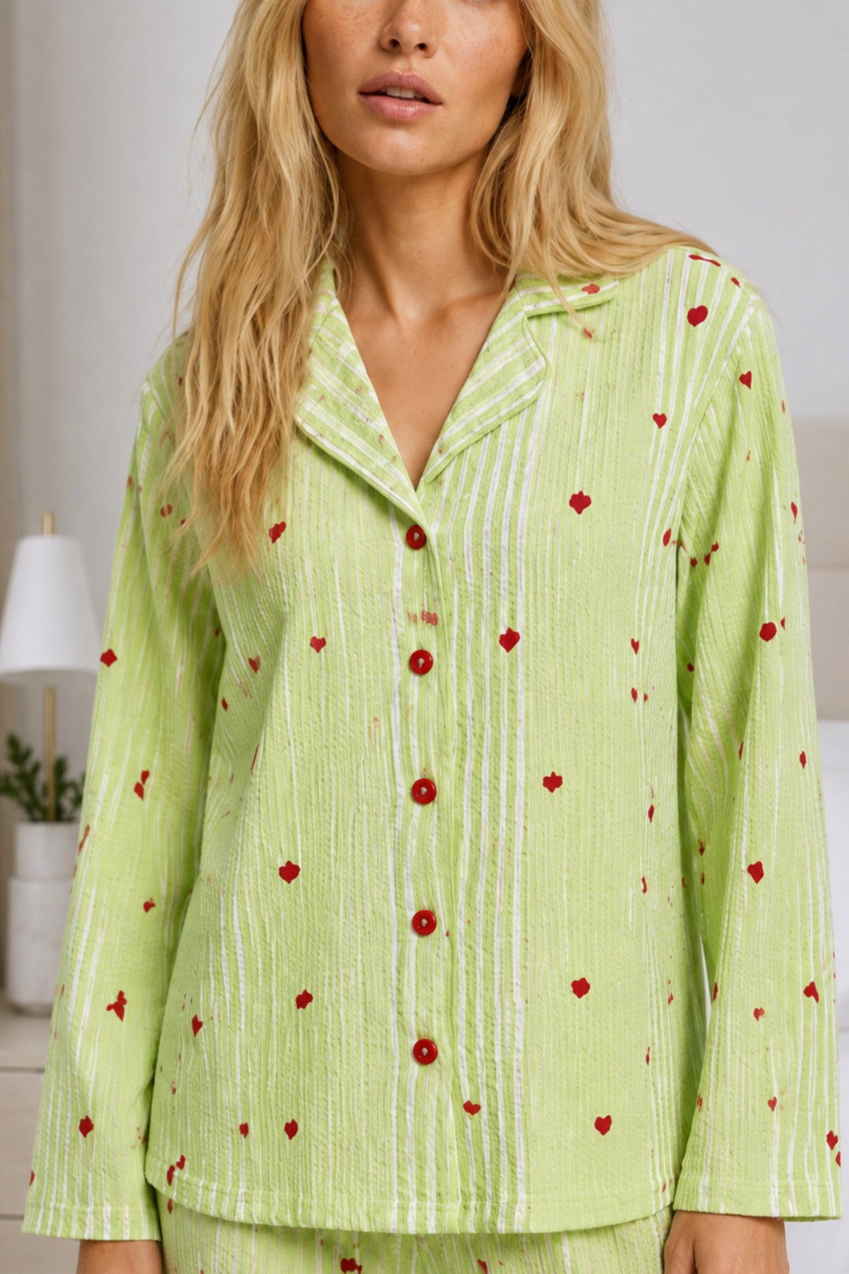 Kadın Ev Giyimi Rahat Yeşil Pijama Takımı 4660