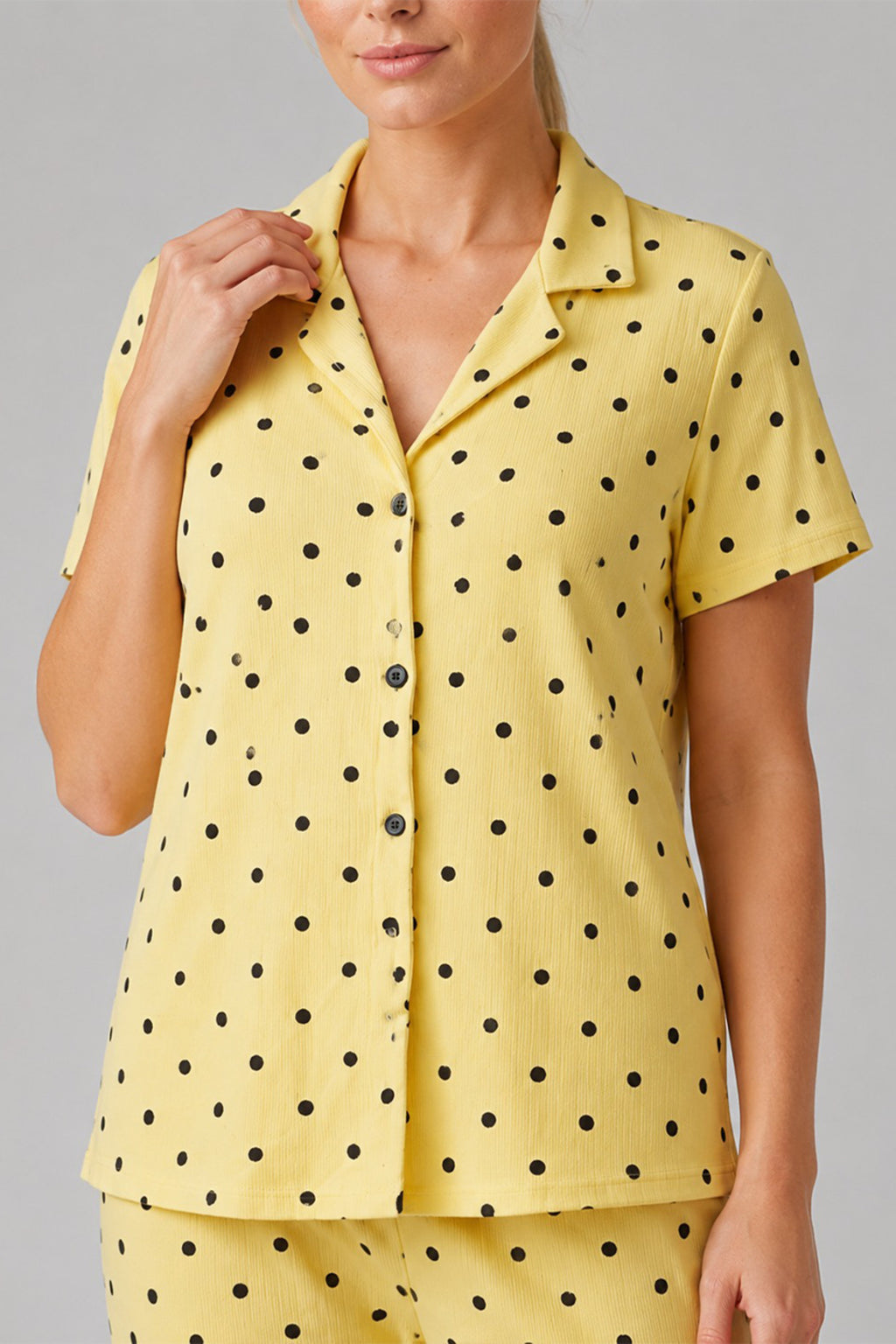 Sarı Puantiyeli Düğmeli Pijama Takımı 4642-Sarı