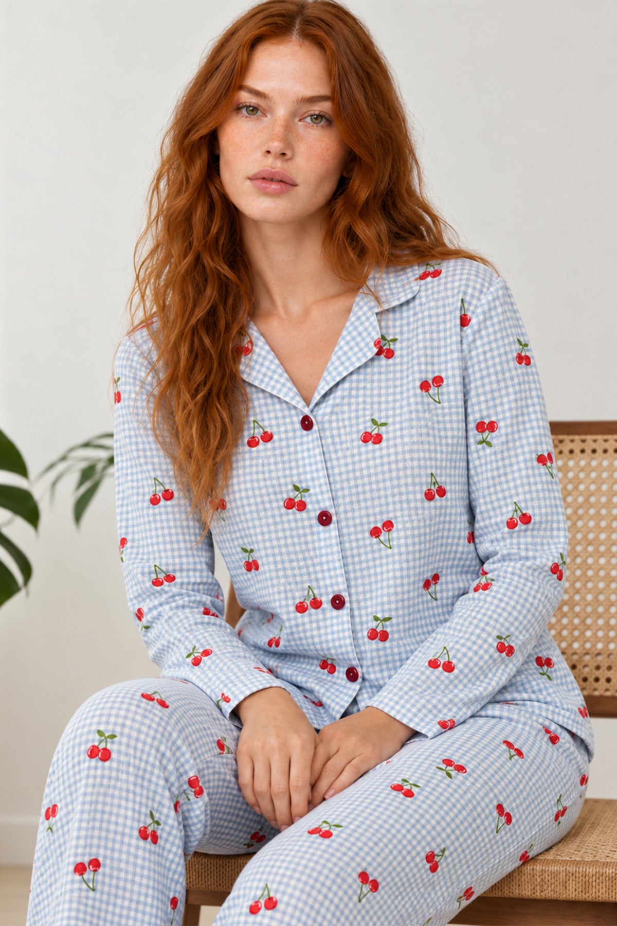 Kadın Kiraz Desenli Pötikare Mavi Pijama Takımı 4792
