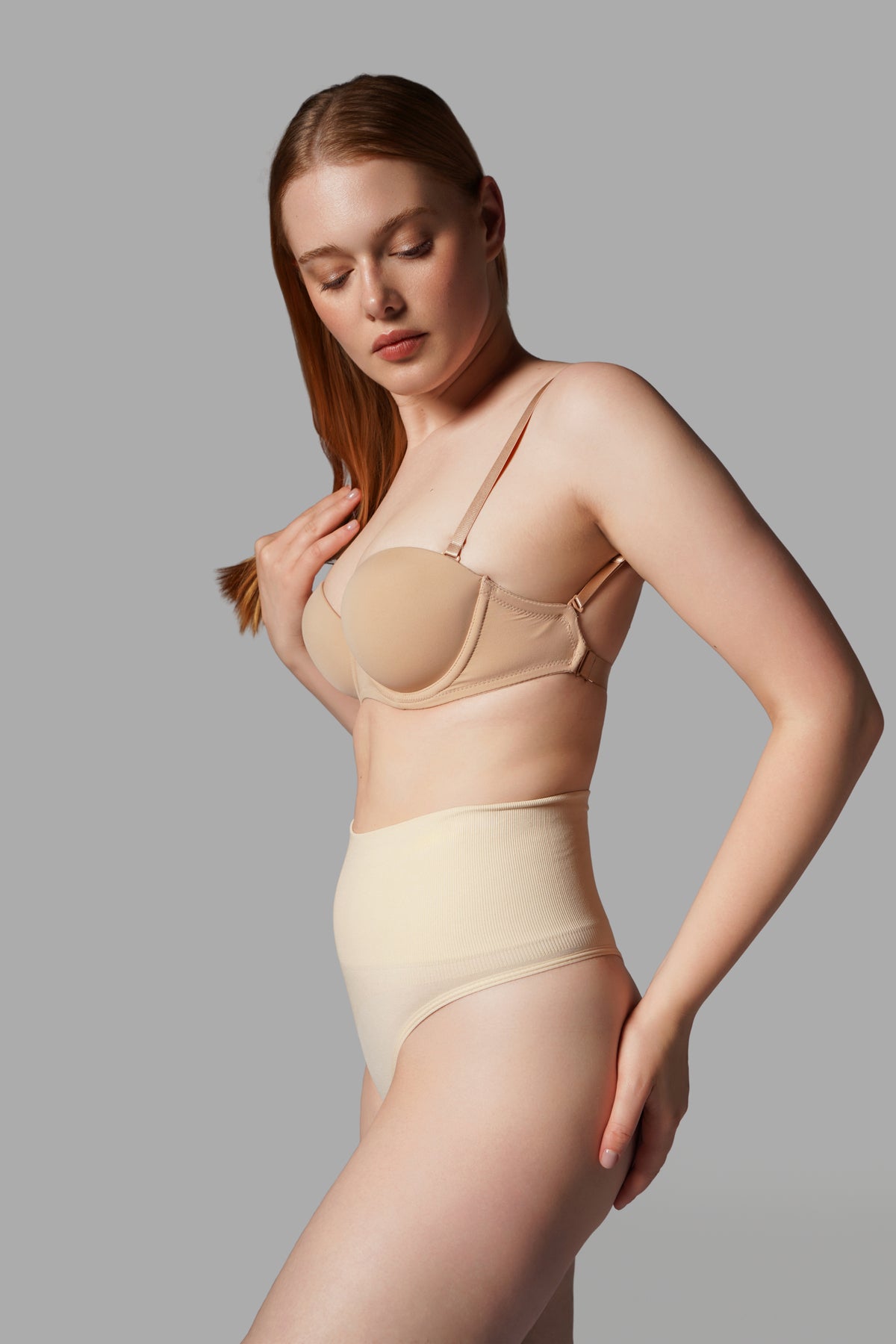 STRİNG KORSE 1011 ten
