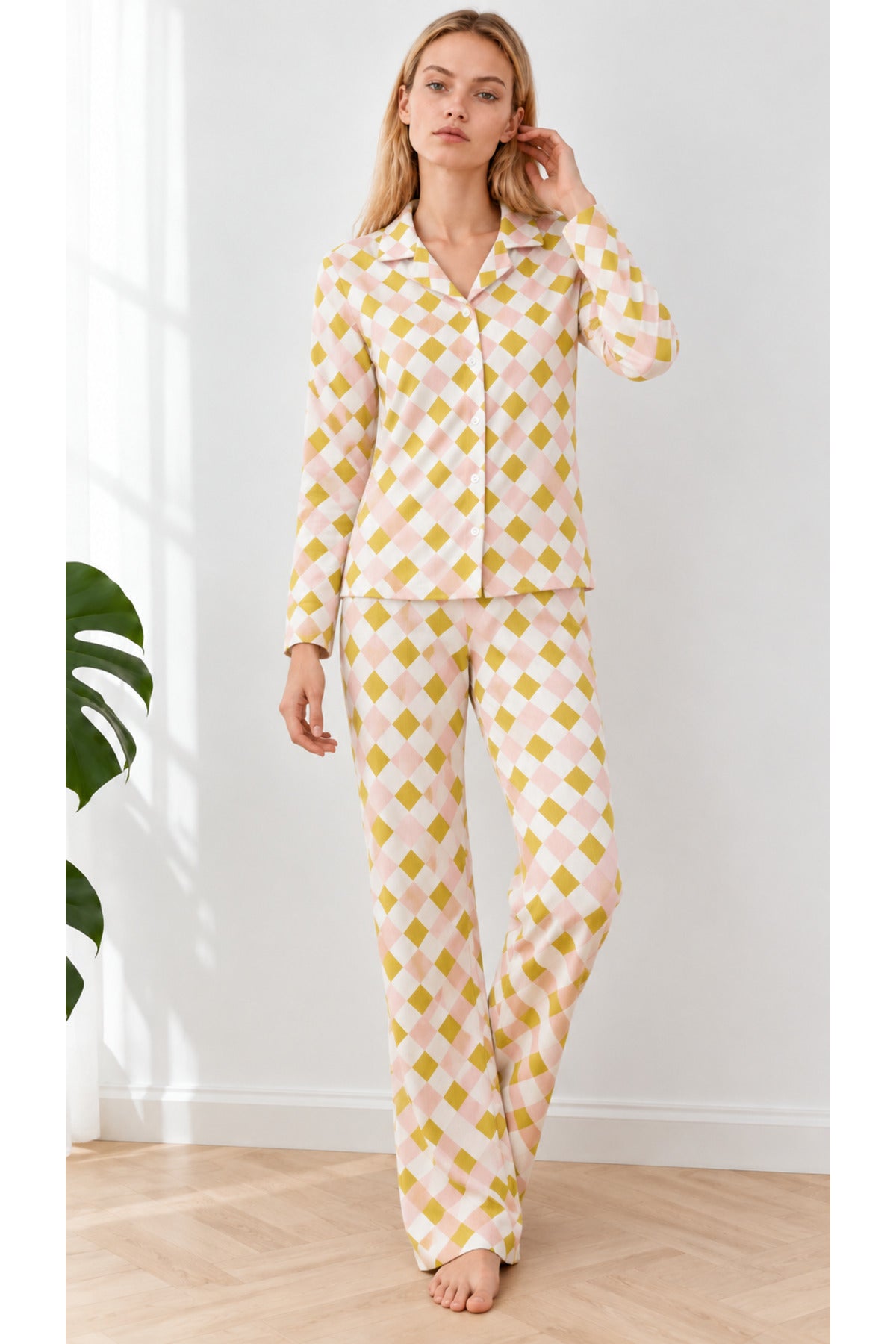 Kadın Desenli Gömlek Yaka Sarı Pijama Takımı 4860