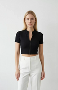 Kadın Siyah Yarım Fermuarlı ve Kısa Kollu Crop Top Bluz